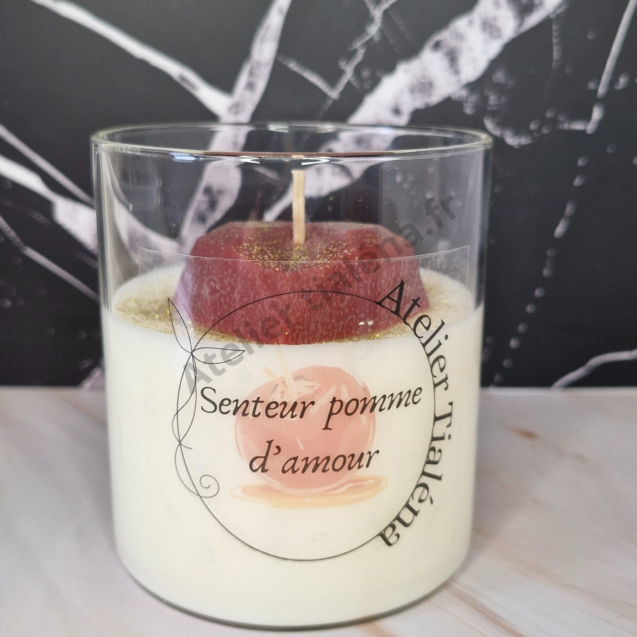 🍎 Bougie Coeur parfumée Pomme d’Amour – Récipient en verre réutilisable
